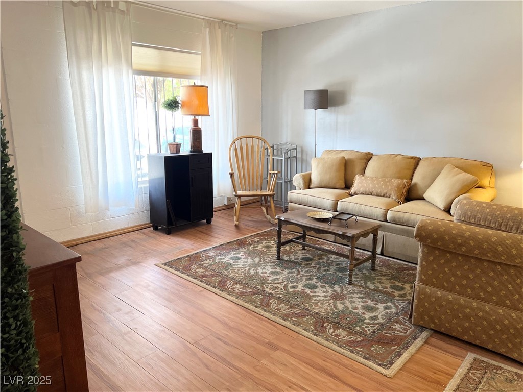 625 South Royal Crest Circle 2 Property Photo 1