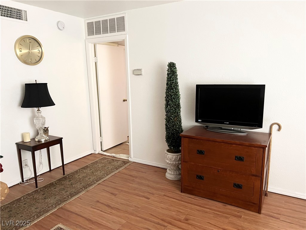 625 South Royal Crest Circle 2 Property Photo 2