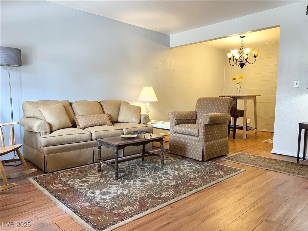 625 South Royal Crest Circle 2 Property Photo 3