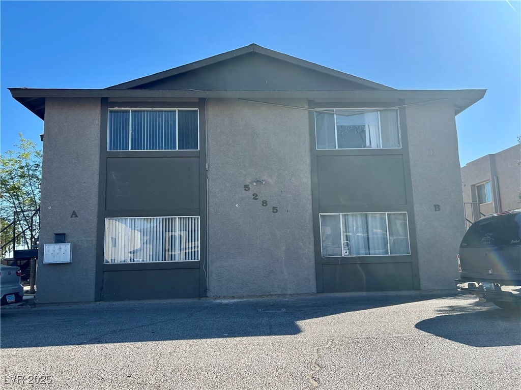 5285 Retablo Avenue C Property Photo