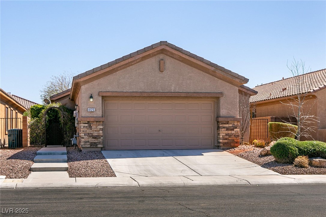4125 Gliding Gulls Avenue Property Photo 2