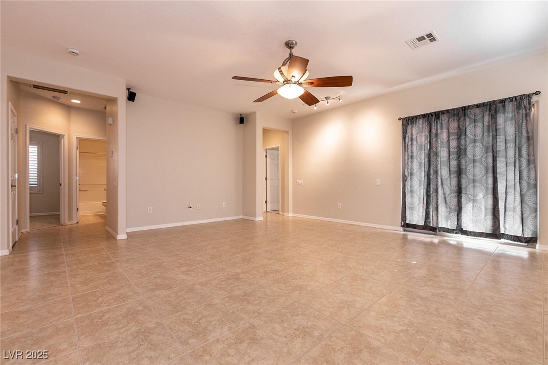 4125 Gliding Gulls Avenue Property Photo 9