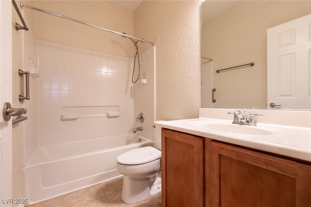 4125 Gliding Gulls Avenue Property Photo 21