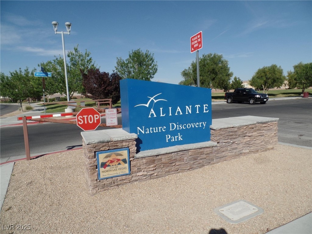 4125 Gliding Gulls Avenue Property Photo 28