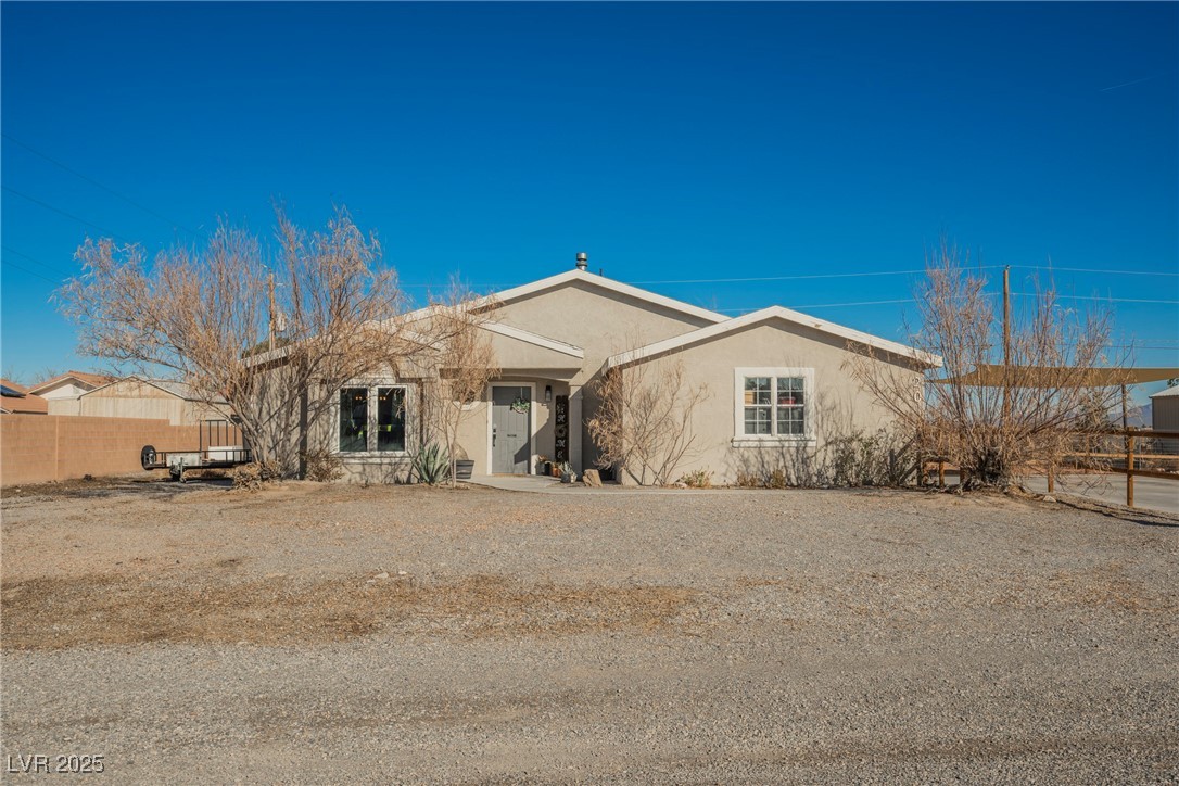 20 East Calvada Boulevard Property Photo