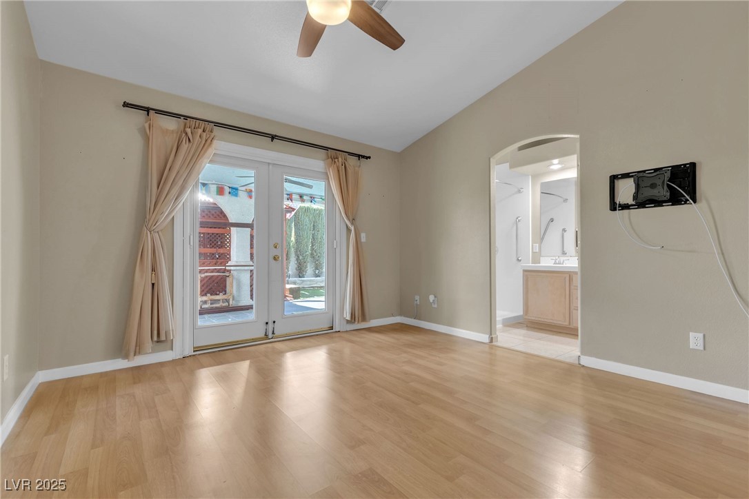 897 Cavaison Avenue Property Photo 12