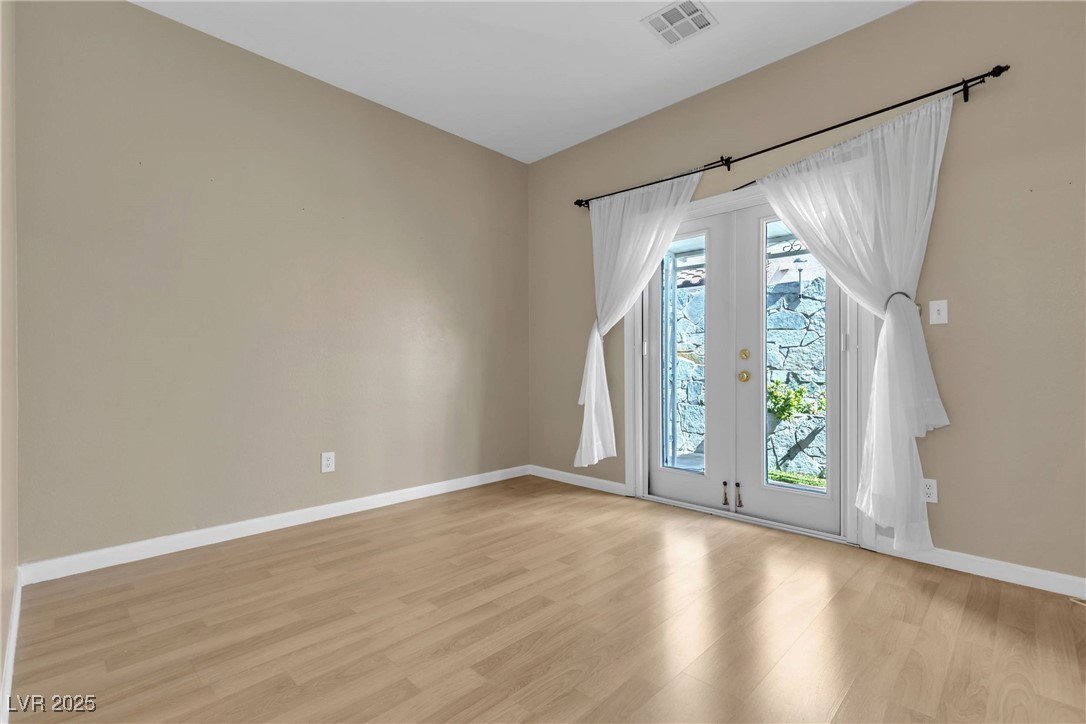 897 Cavaison Avenue Property Photo 17