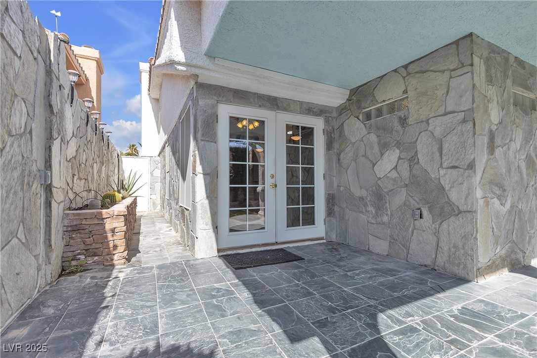 897 Cavaison Avenue Property Photo 21