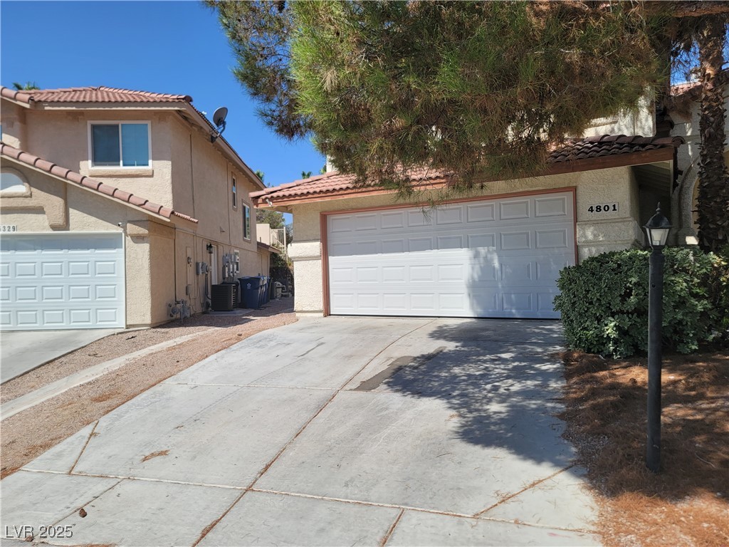 4801 Fiesta Lakes Street Property Photo