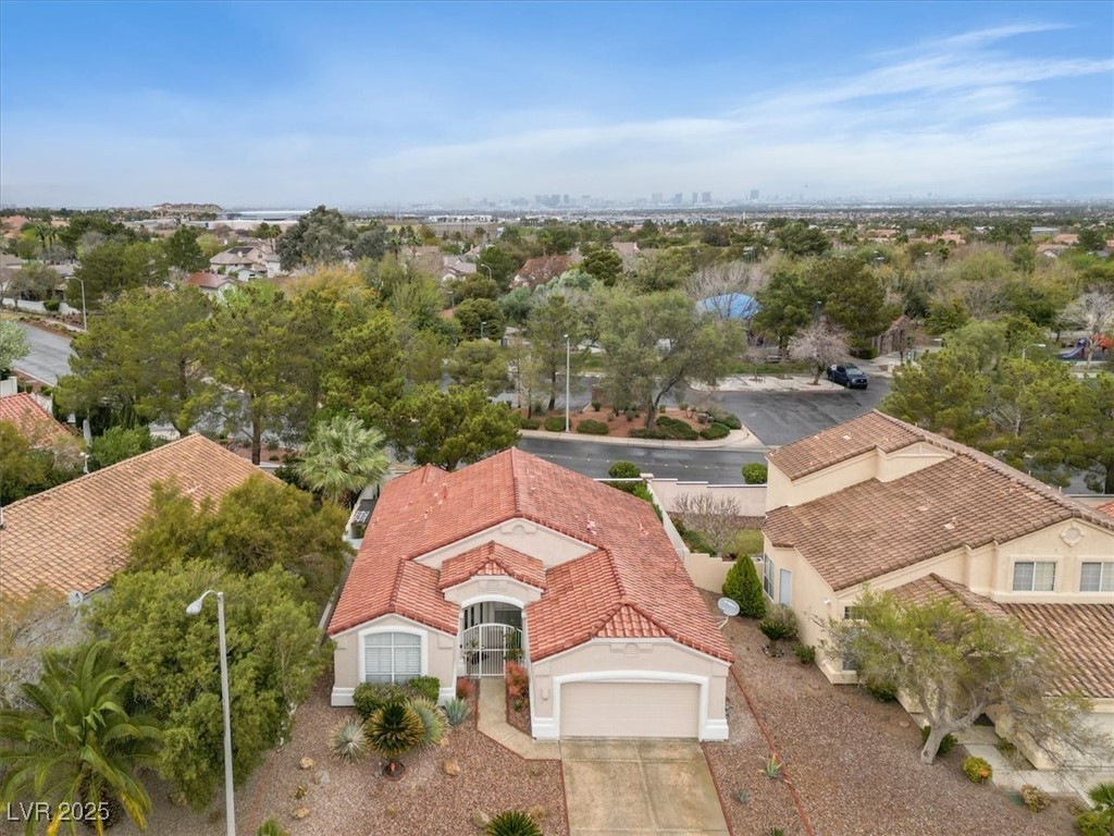 2008 Hobbyhorse Avenue Property Photo 2