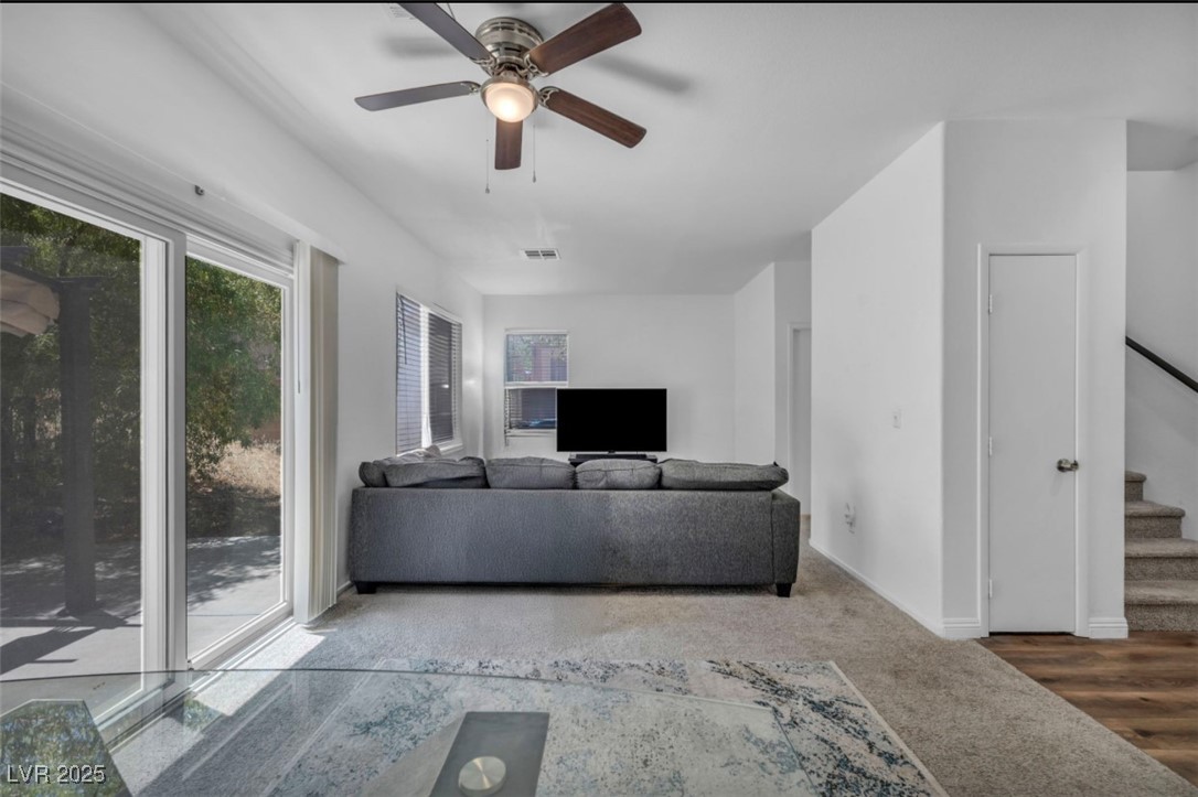 1463 Evening Song Avenue Property Photo 5