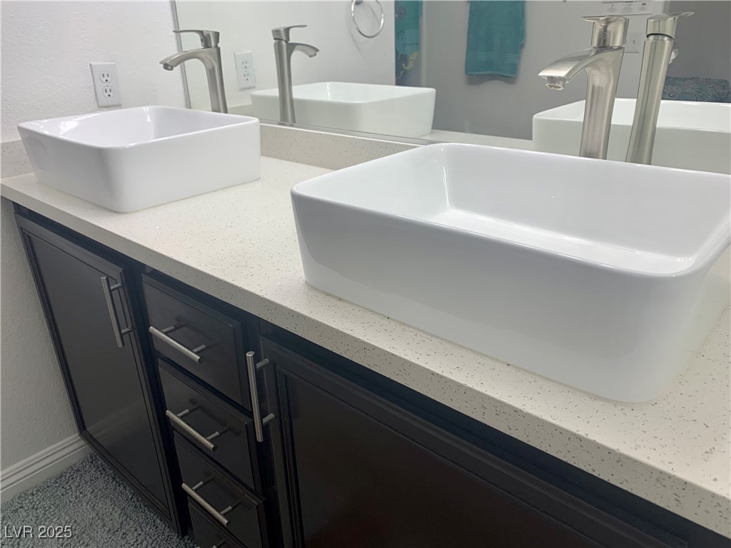 1463 Evening Song Avenue Property Photo 20