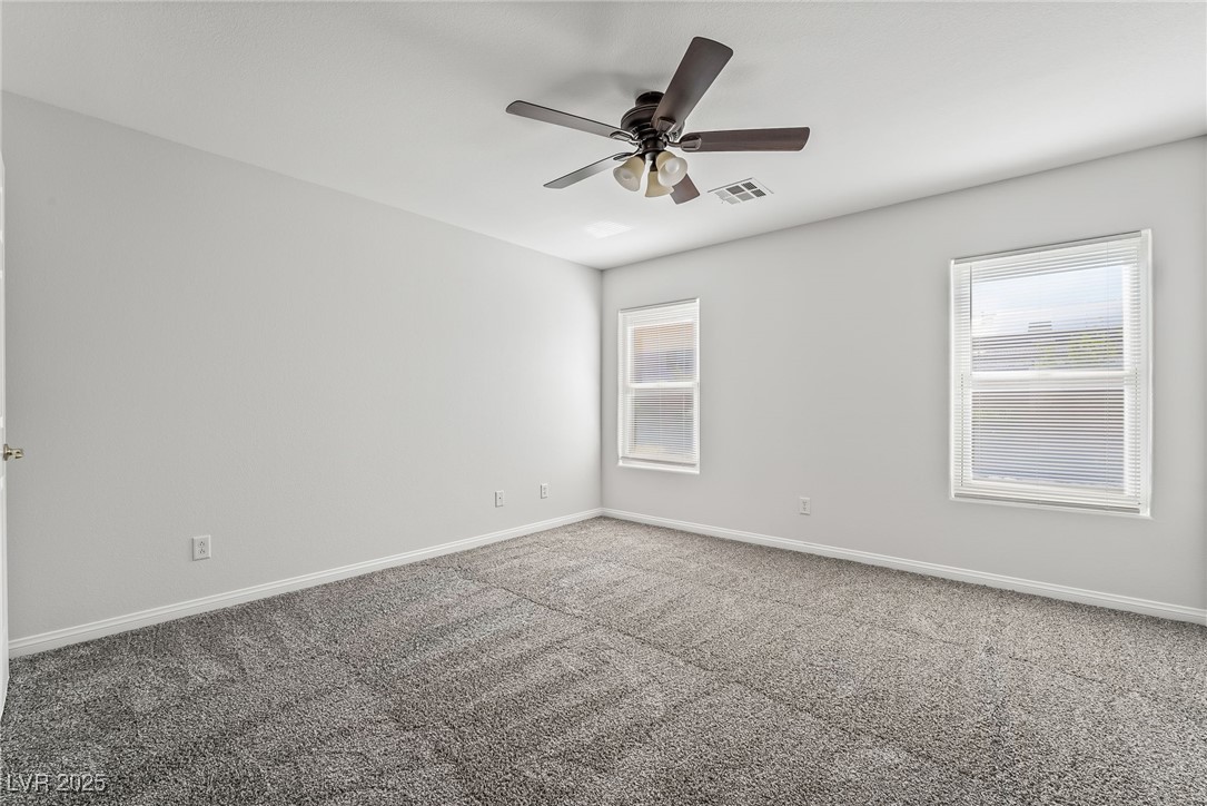 206 Lynbrook Street Property Photo 24