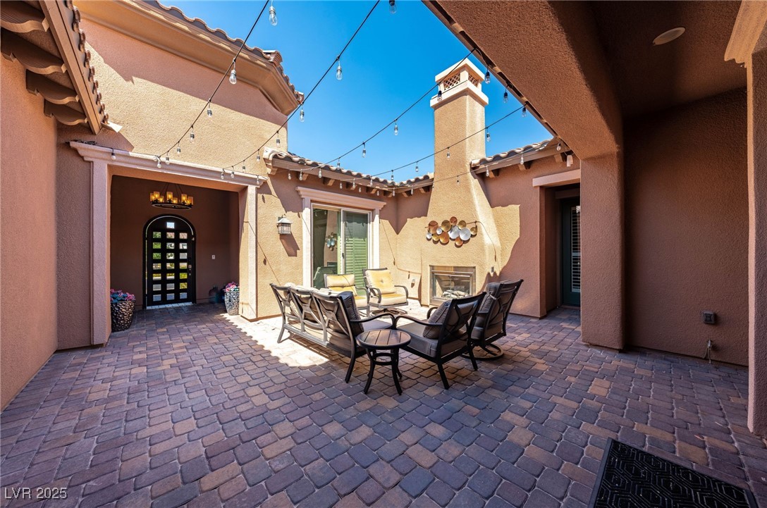 47 Grand Masters Drive Property Photo 5