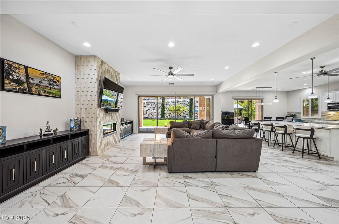 47 Grand Masters Drive Property Photo 6