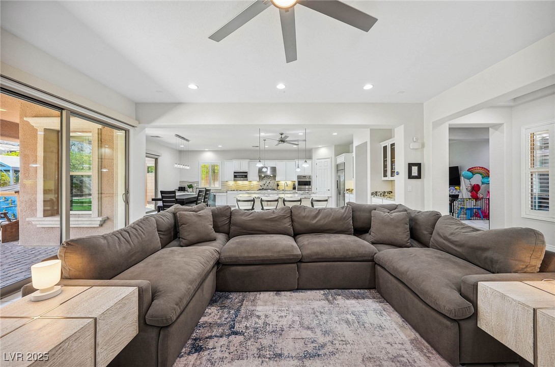 47 Grand Masters Drive Property Photo 8