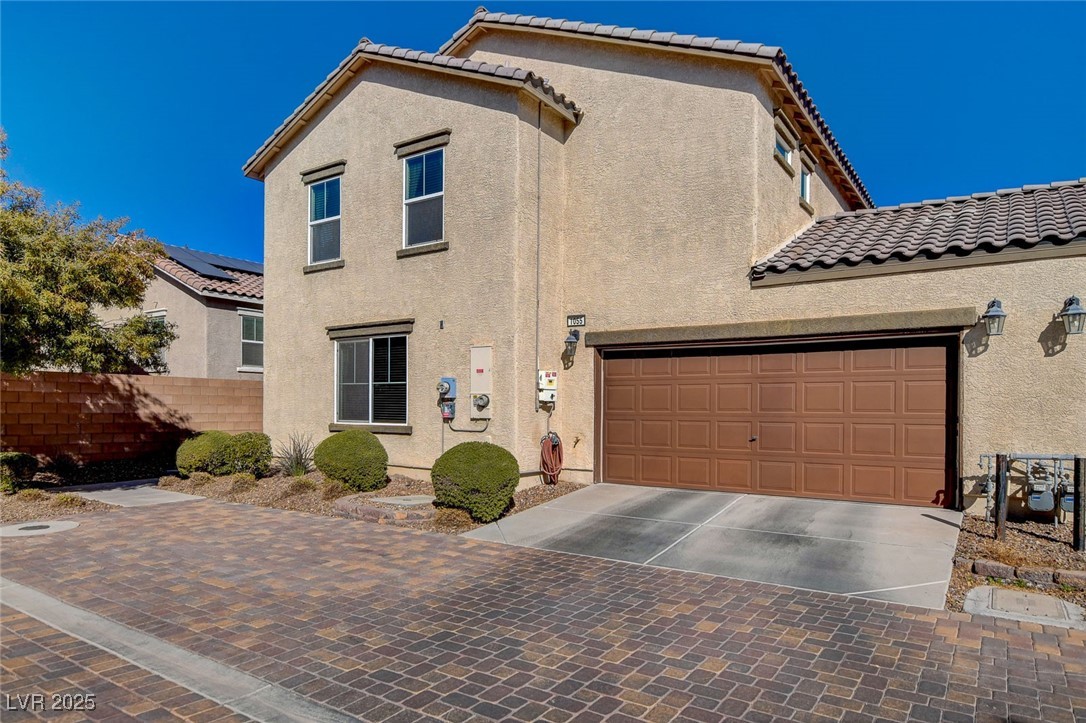 1055 Admiral Emblem Street Property Photo