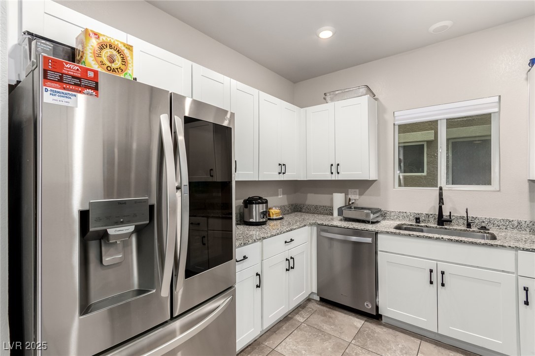 7457 Onyx Star Street Property Photo 4