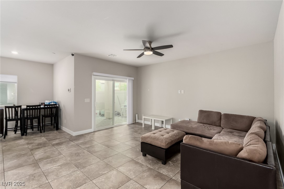 7457 Onyx Star Street Property Photo 8