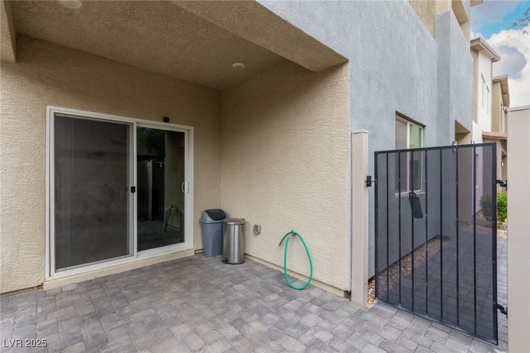 7457 Onyx Star Street Property Photo 26