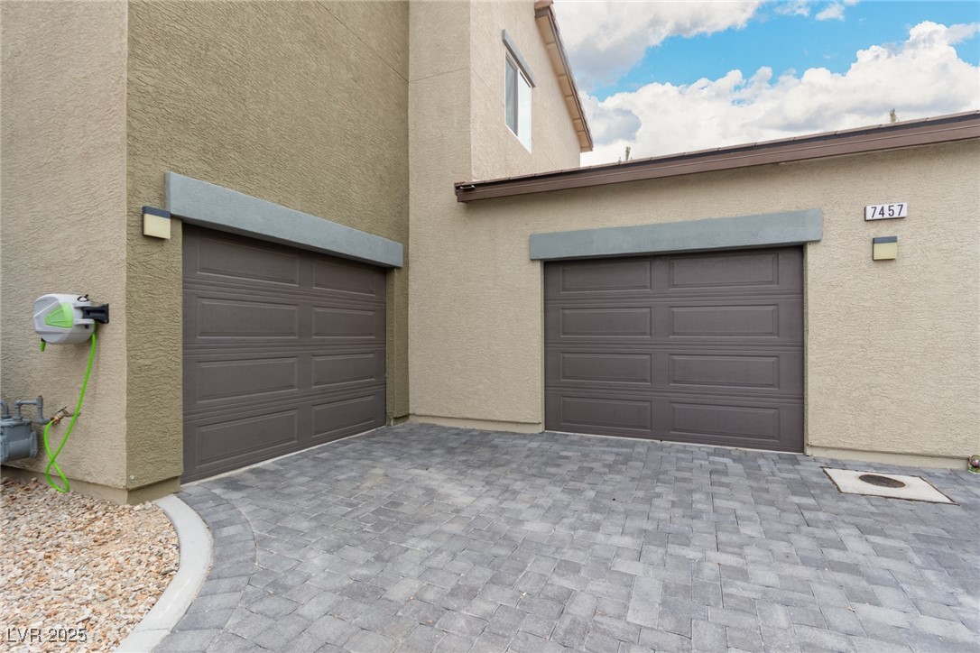 7457 Onyx Star Street Property Photo 30