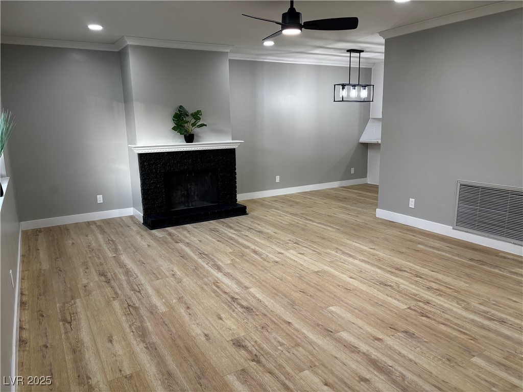 150 Greenbriar Townhouse Way Property Photo 2