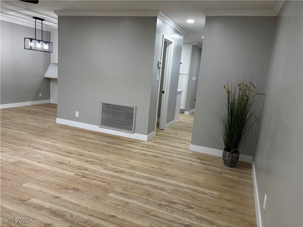 150 Greenbriar Townhouse Way Property Photo 3