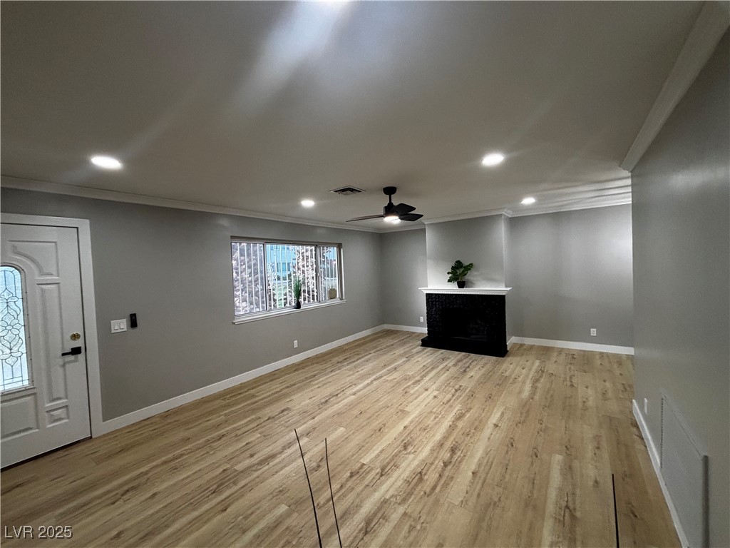 150 Greenbriar Townhouse Way Property Photo 4