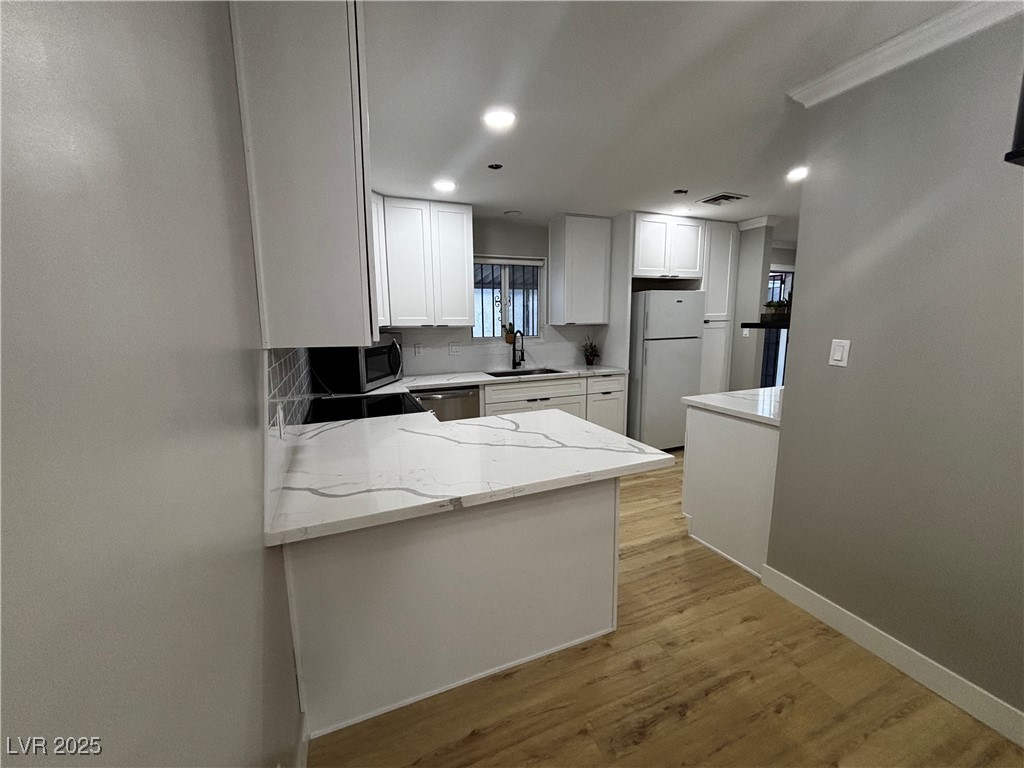 150 Greenbriar Townhouse Way Property Photo 10