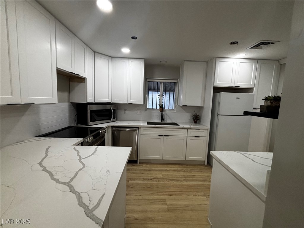 150 Greenbriar Townhouse Way Property Photo 12