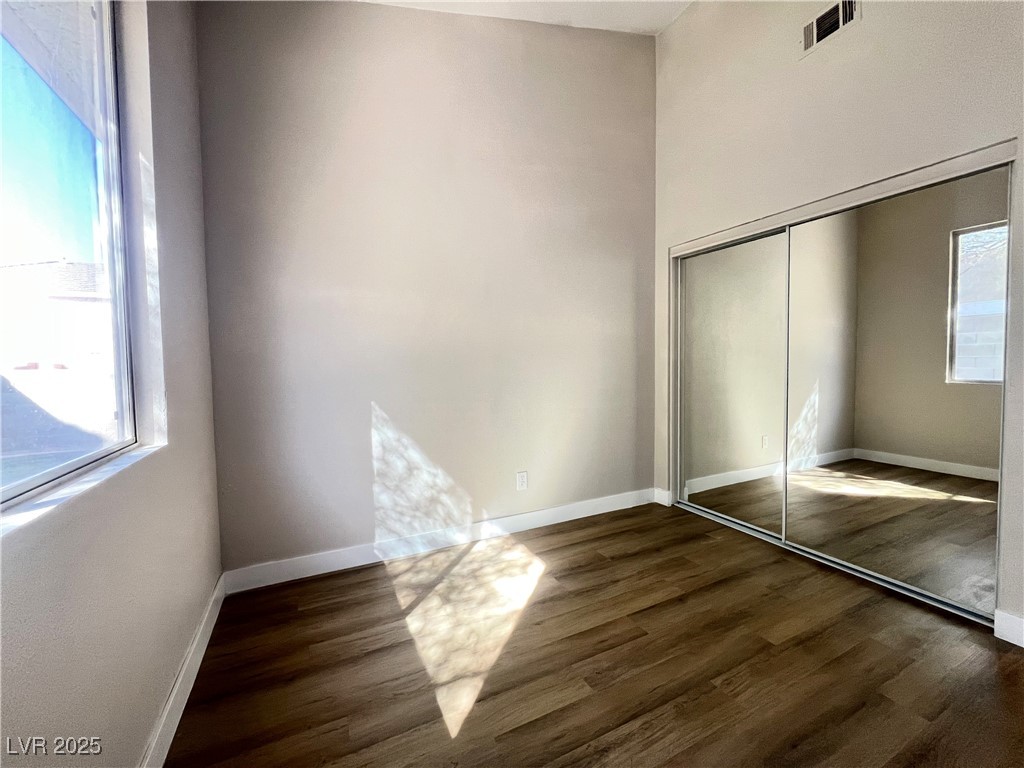 5263 Shasta Lake Way Property Photo 14