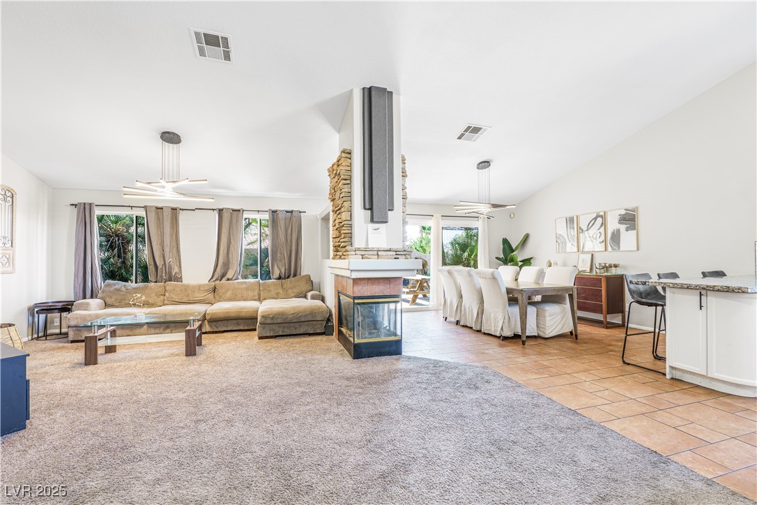 124 Beach Oak Avenue Property Photo 1