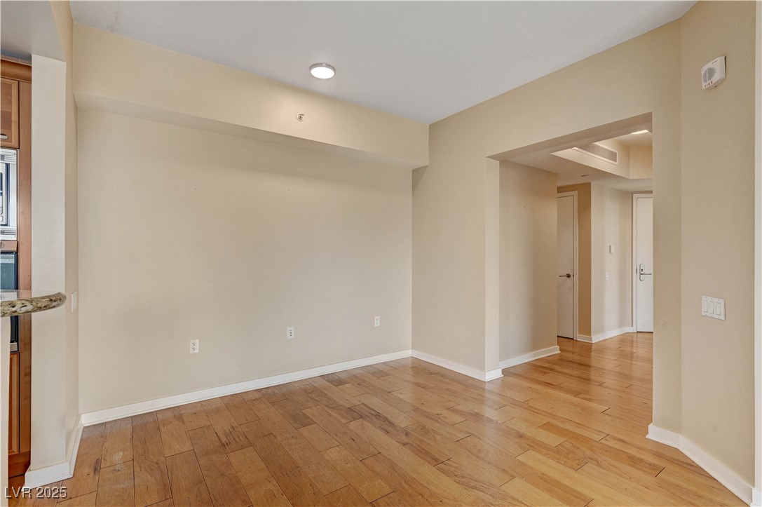 2777 Paradise Road 607 Property Photo 16