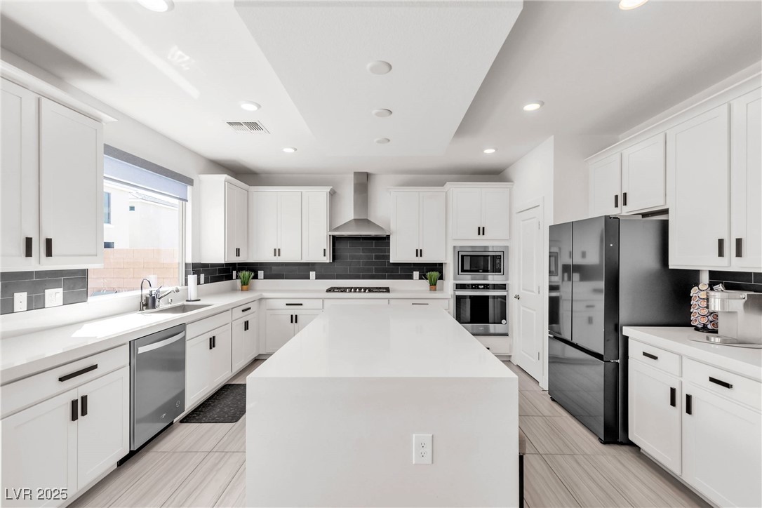 10122 Mystic Falls Drive Property Photo 13