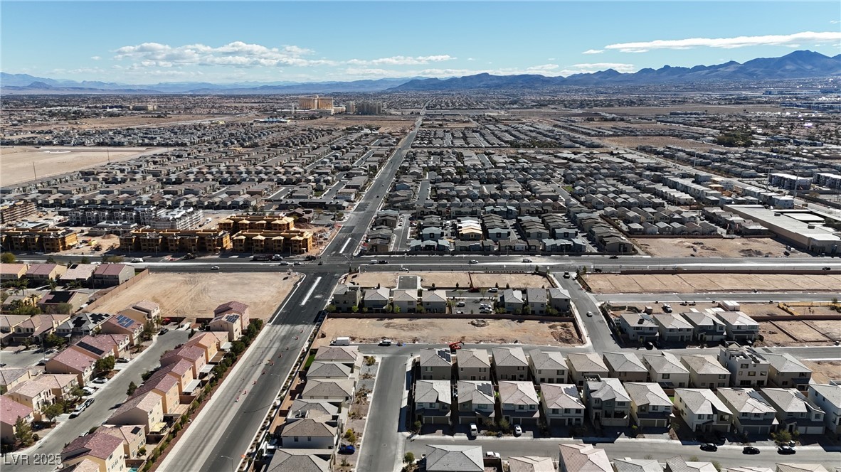 10122 Mystic Falls Drive Property Photo 51