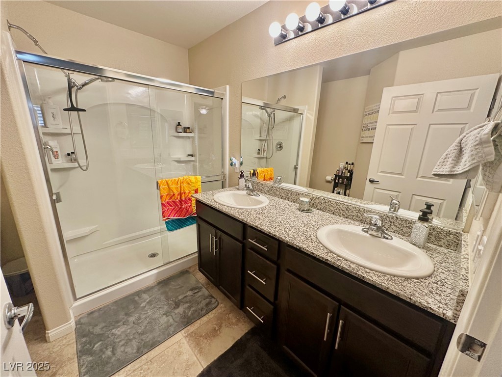 2790 Chetco River Street Property Photo 18