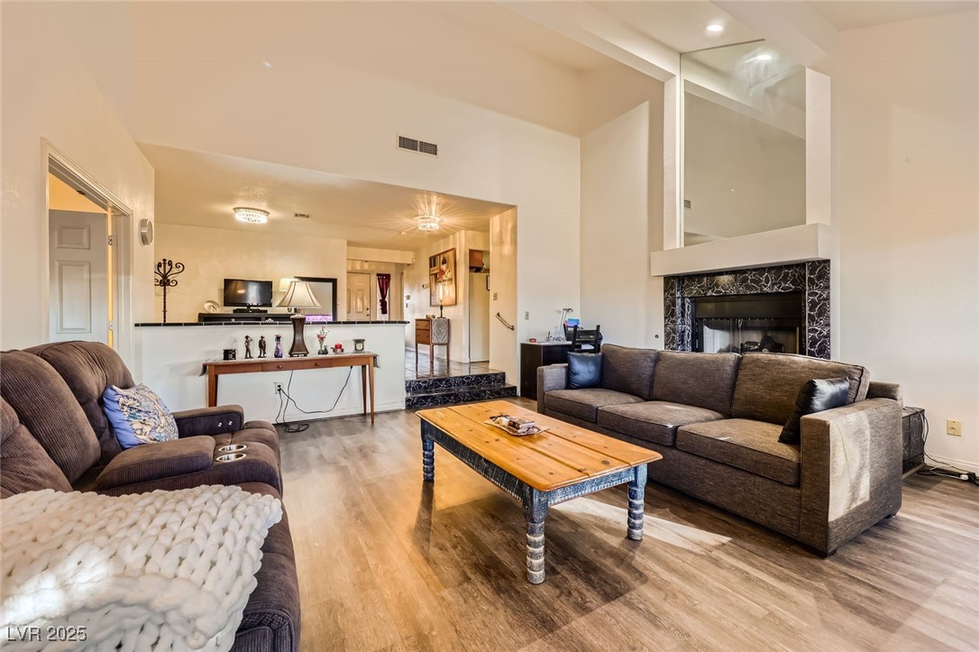 2611 Laguna Shores Lane Property Photo 12