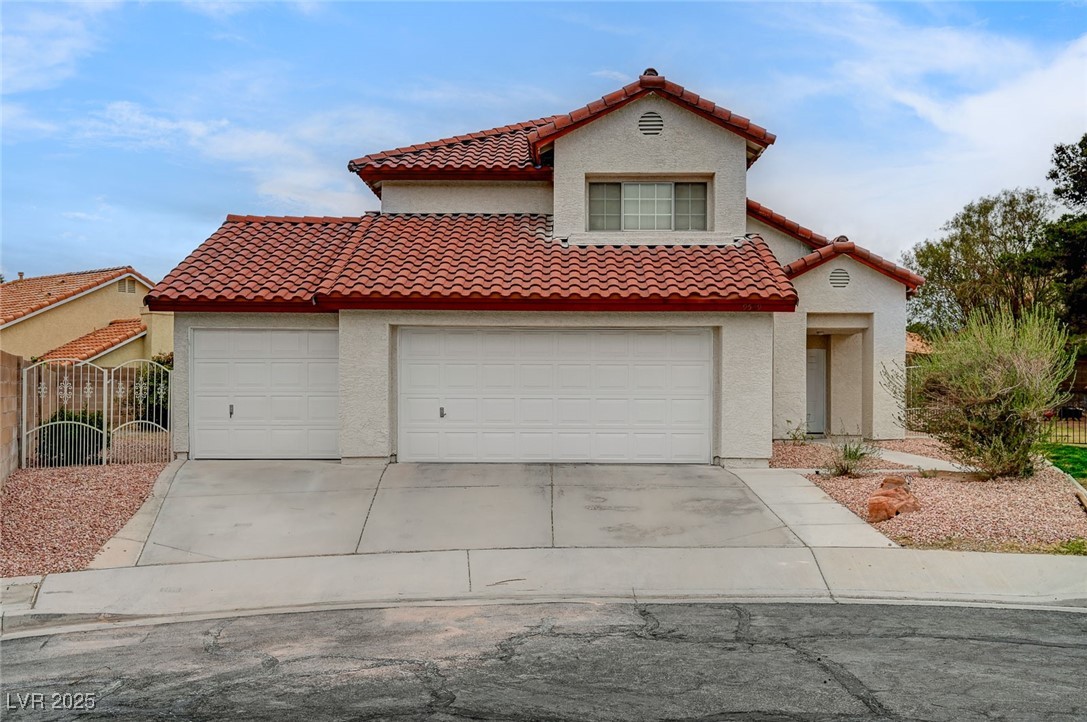 9529 Shallow Brook Circle Property Photo 1