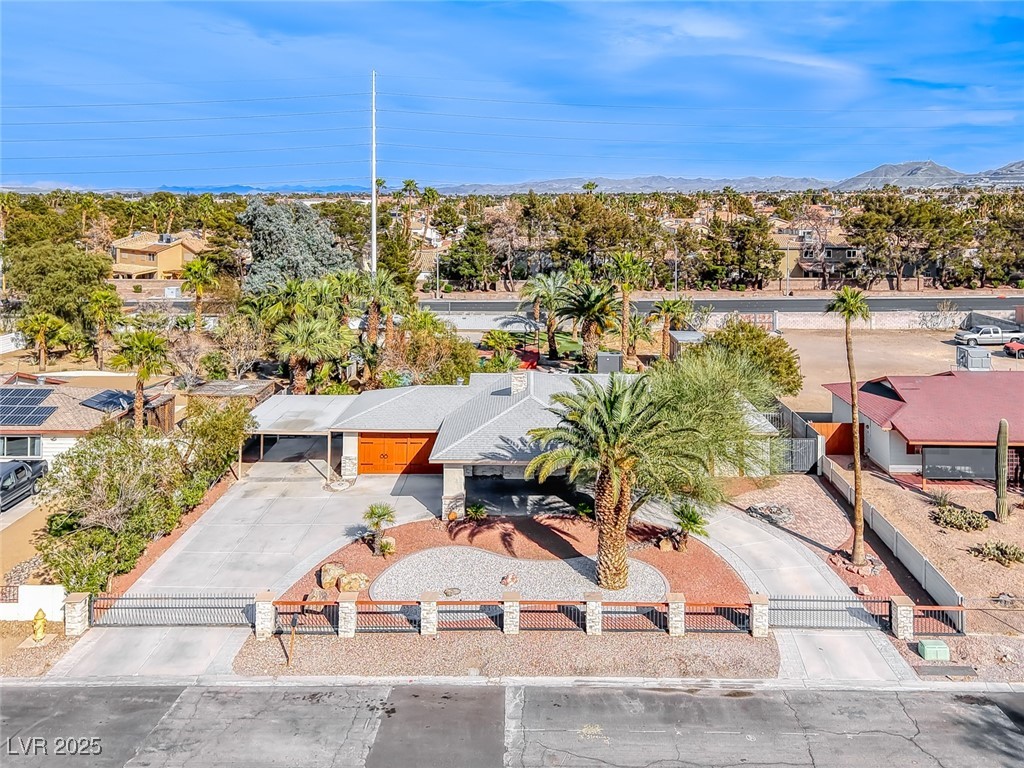 7748 Firethorn Lane Property Photo