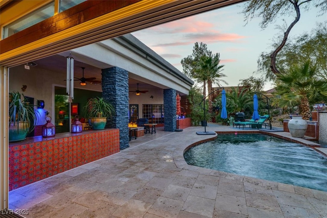 Ten Oaks Estate Real Estate Listings Main Image
