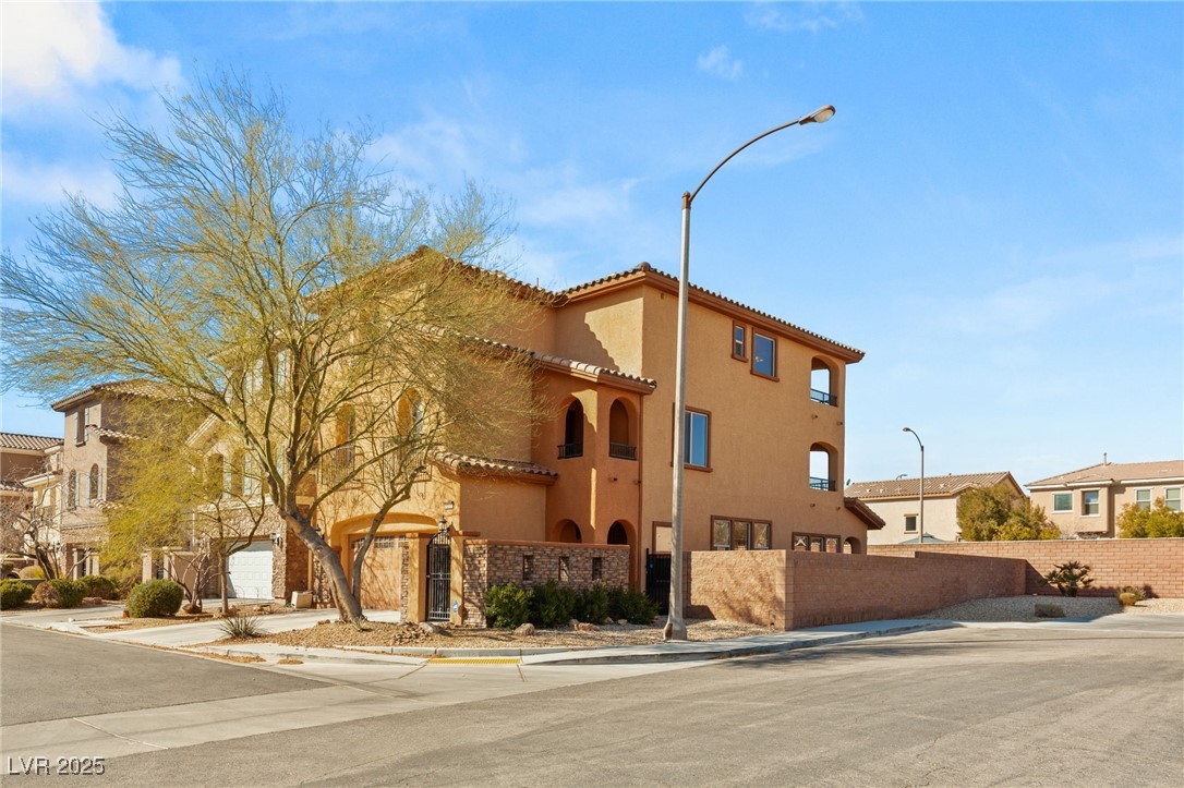 10133 Longoria Street Property Photo 2