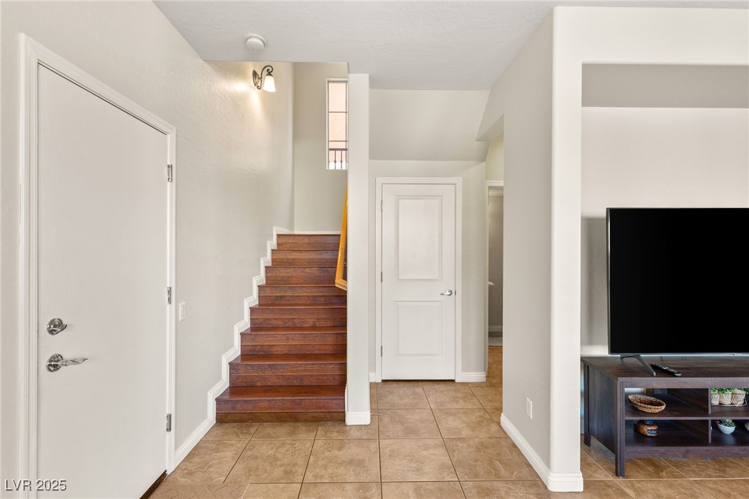 10133 Longoria Street Property Photo 17
