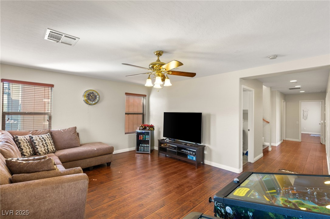 10133 Longoria Street Property Photo 19