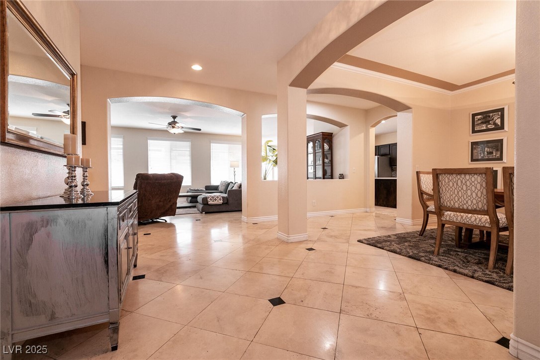 1313 Gallery Oaks Drive Property Photo 5