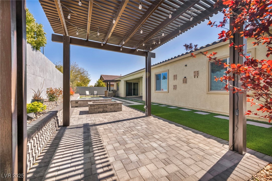 10062 Mountain Foothills Avenue Property Photo 12