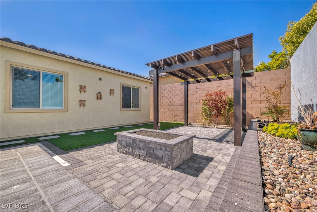 10062 Mountain Foothills Avenue Property Photo 15