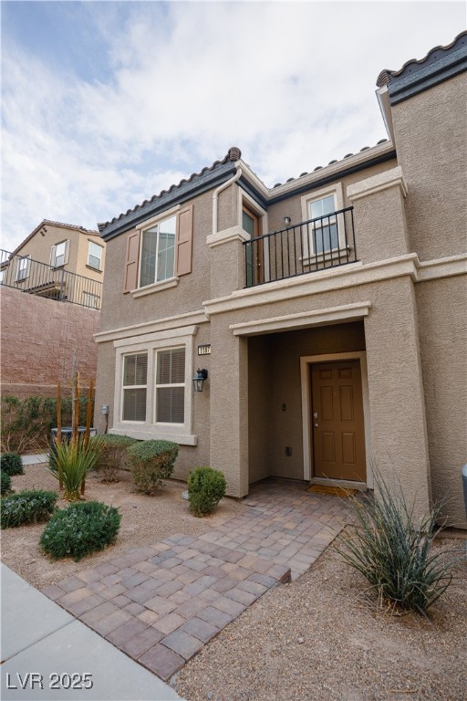 Paradise Hills Twnhms Real Estate Listings Main Image