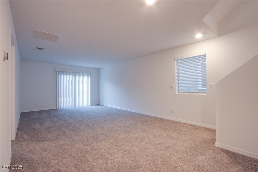 5748 Avondale Rise Way Property Photo 8