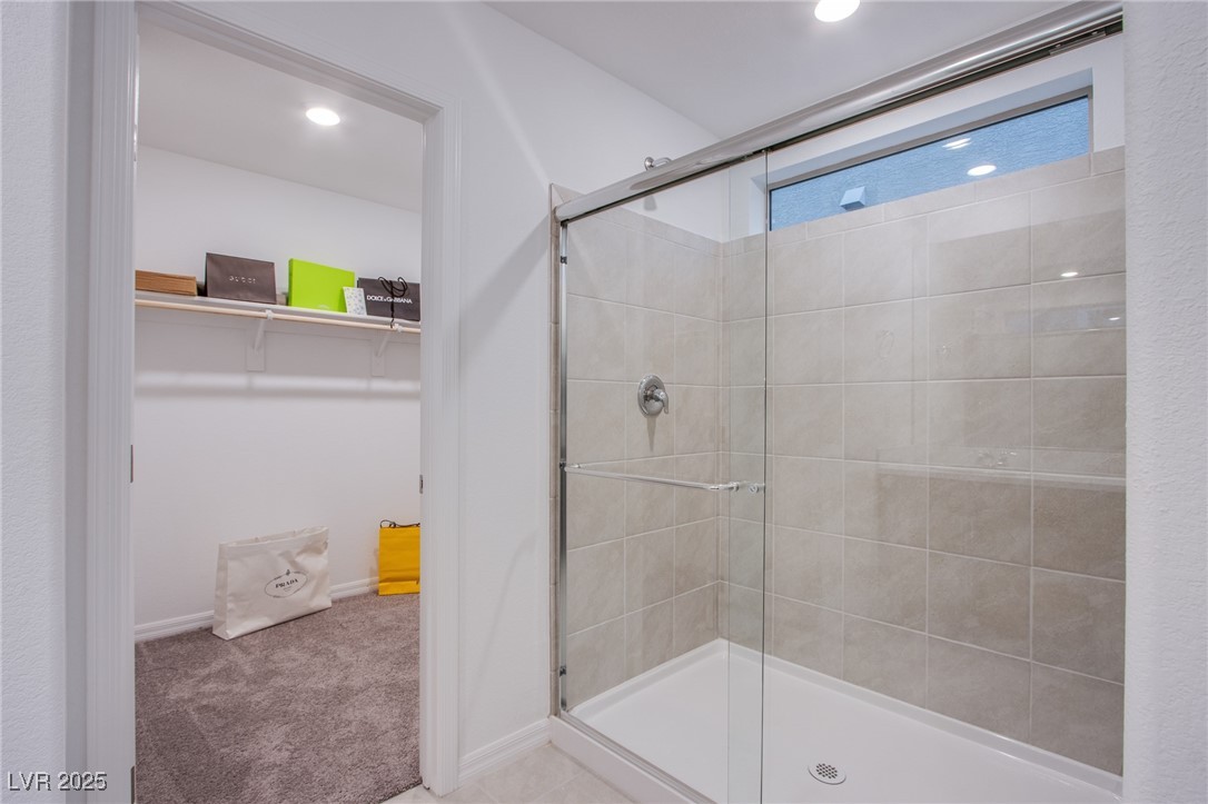 5748 Avondale Rise Way Property Photo 13