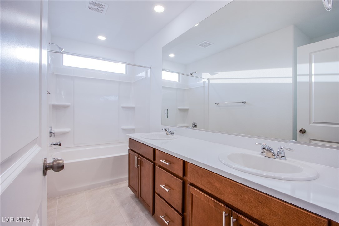 5748 Avondale Rise Way Property Photo 21